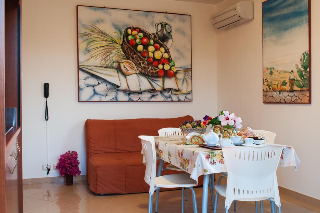 Residence Casa Del Mar Sicilia 마리나 디 모디카 외부 사진