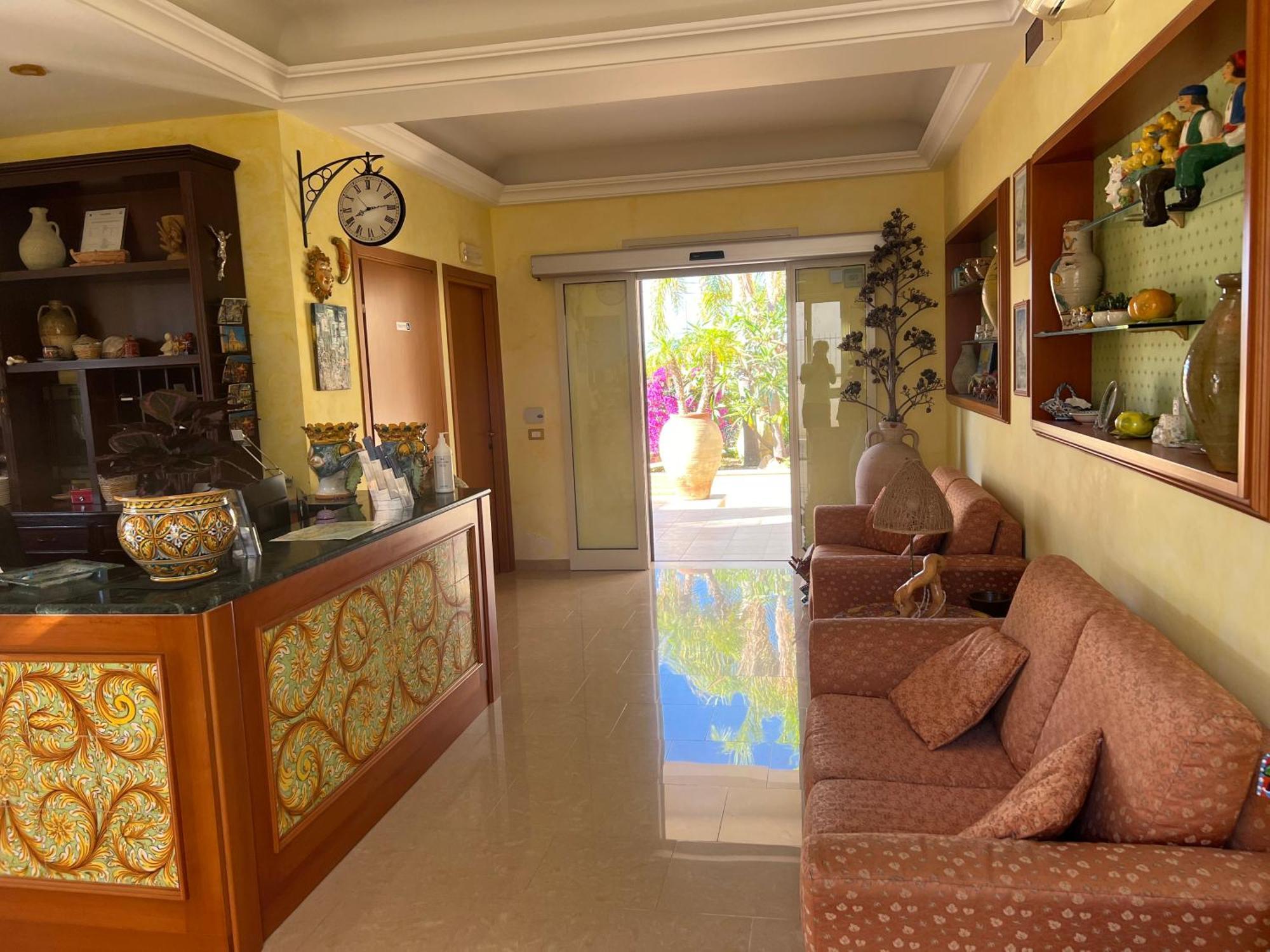 Residence Casa Del Mar Sicilia 마리나 디 모디카 외부 사진