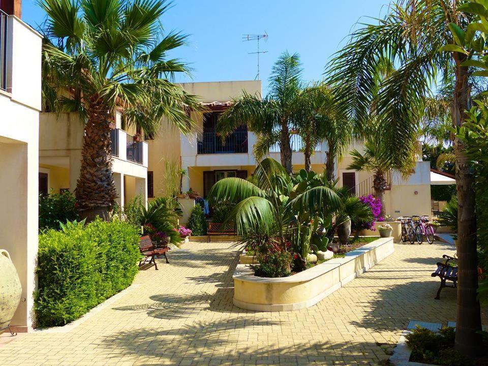 Residence Casa Del Mar Sicilia 마리나 디 모디카 외부 사진