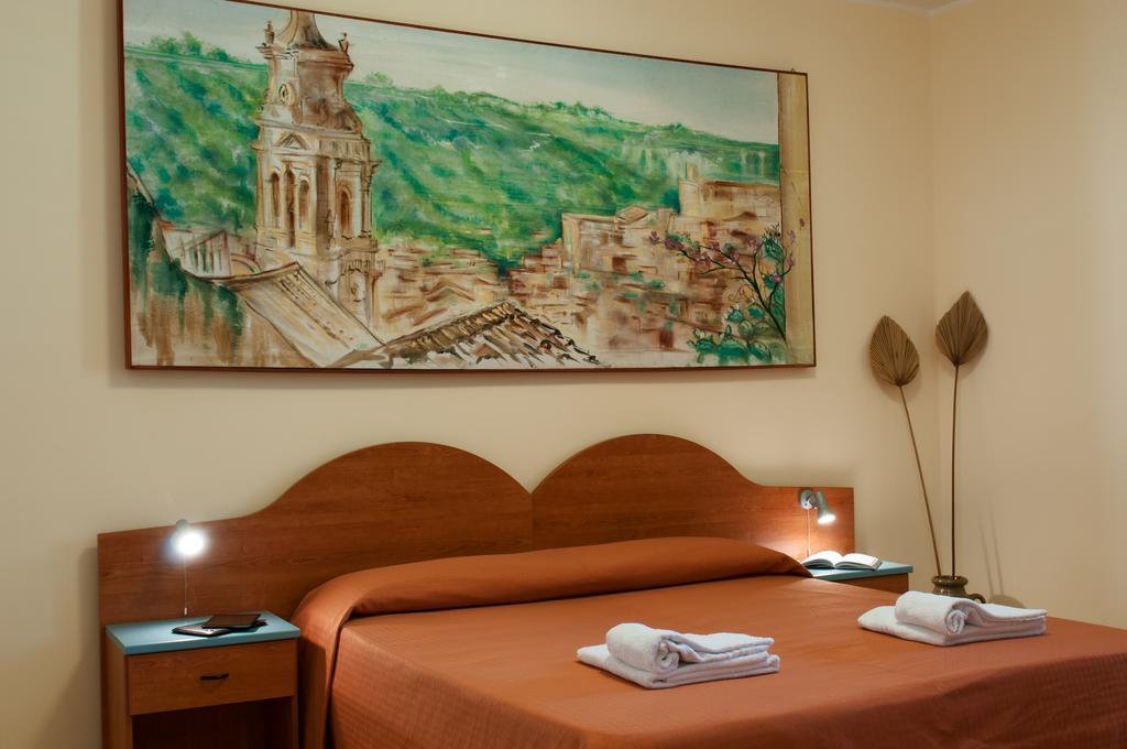 Residence Casa Del Mar Sicilia 마리나 디 모디카 외부 사진